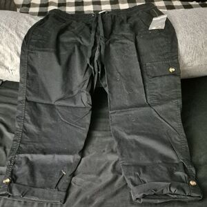 Black Capri Pants